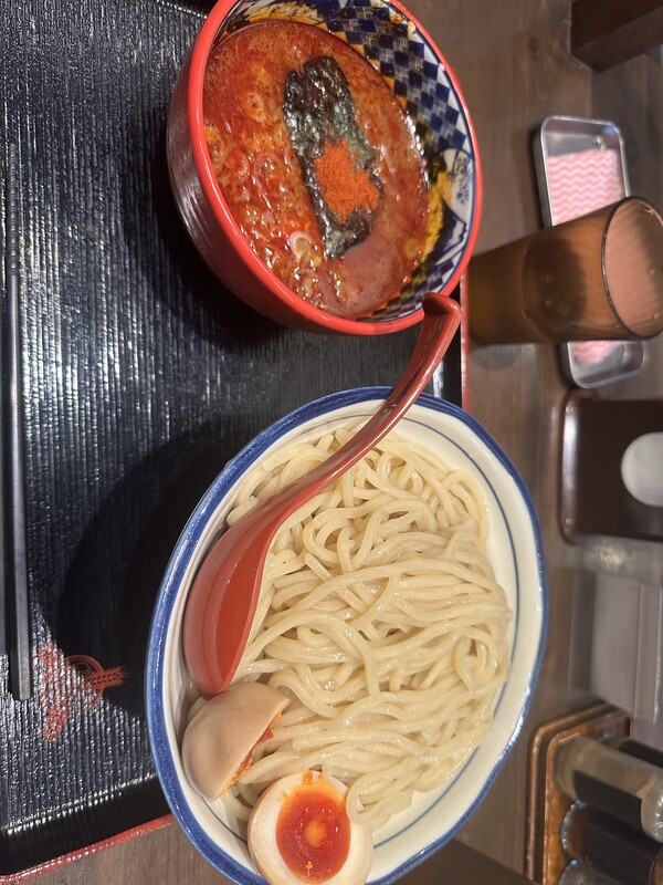 激辛大盛りつけ麺！